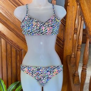 Arena kaleidoscope print bikini